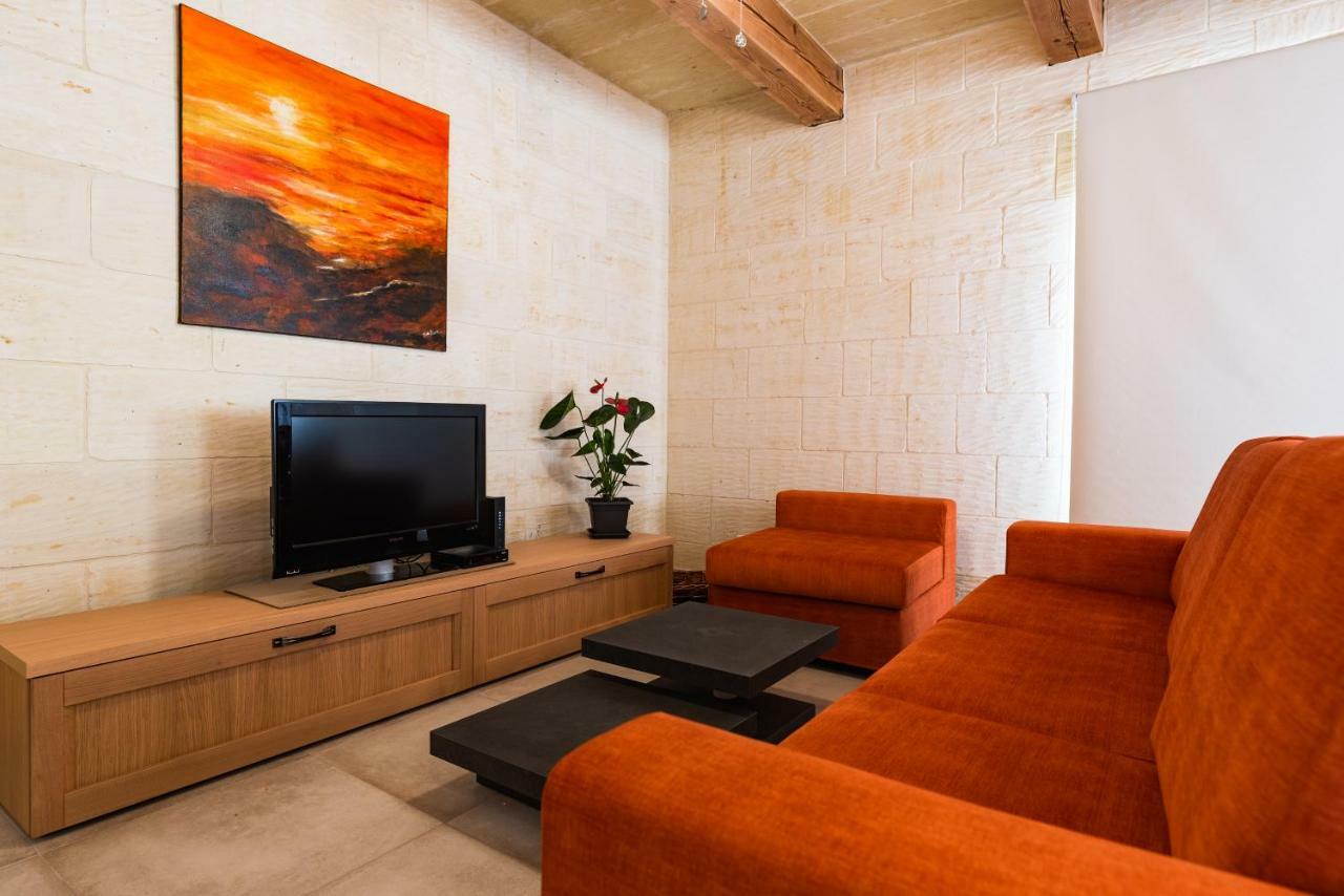 Entire - Gemini Farmhouse, Gozo